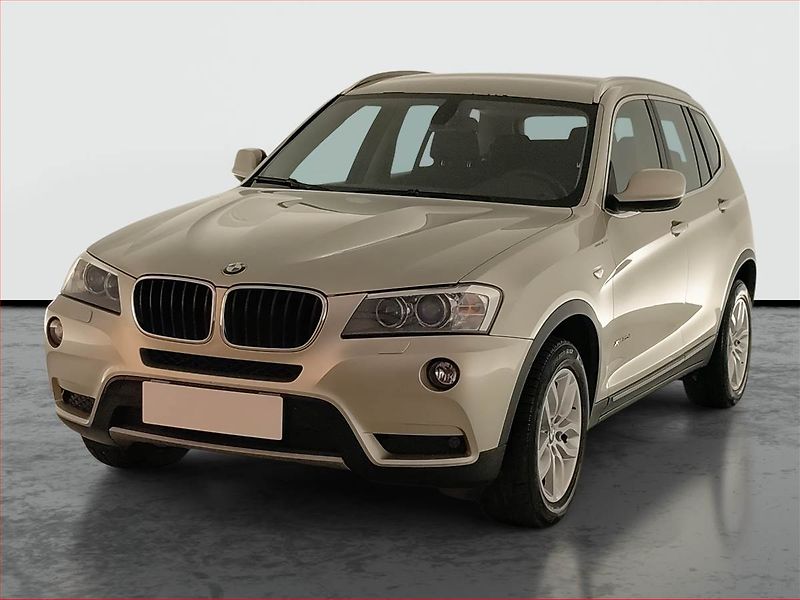 BMW X3 (2012) xDrive20d, 4X4, Automat - fotka 2 z 22
