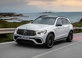 Mercedes-AMG GLC 63 S. 0-100 km/h za 3,8 s. Maximální rychlost 250 km/h. Cena: 2 577 300 Kč.