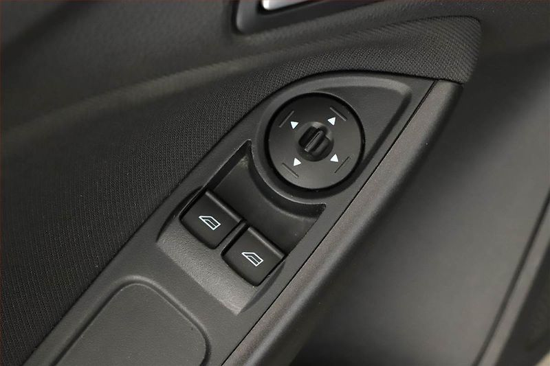 Ford Focus (2016) 1.5 TDCi, Serv.kniha, Tempomat - fotka 10 z 12