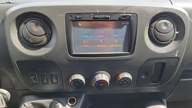 Renault Master 2.3 DCI 35 RT NAVI Nosič - fotka 20 z 21