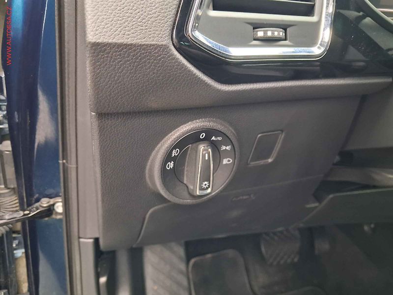 Seat Ateca (2018) 1.5 TSi, Xcellence, DSG, TZ - fotka 15 z 20