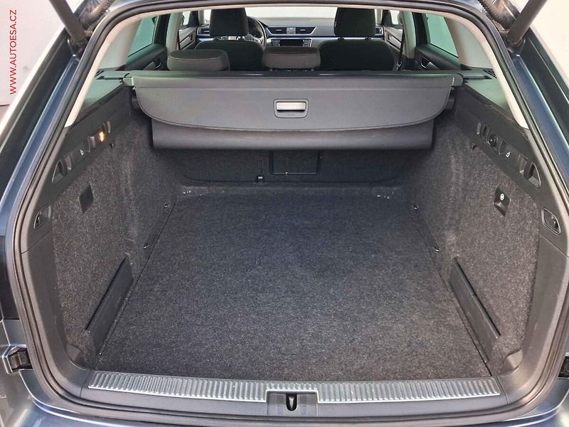 Škoda Superb (2018) 1.6TDI, AC, navi, park.asist - fotka 7 z 18