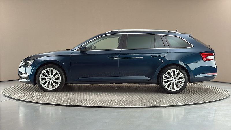Škoda Superb 2.0 TDI DSG 4x4 Style Combi - fotka 4 z 27