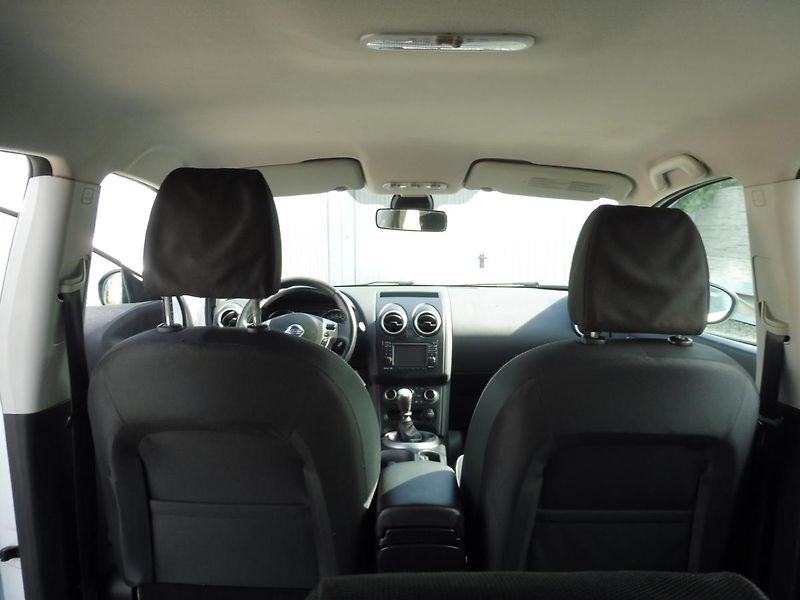 Nissan Qashqai 1.5DCi 110PS NAVI STK TOP STAV - fotka 135 z 189