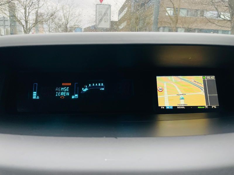 Renault Grand Espace 2.0dCi MANUÁL VÝHŘEV SENZORY - fotka 39 z 43