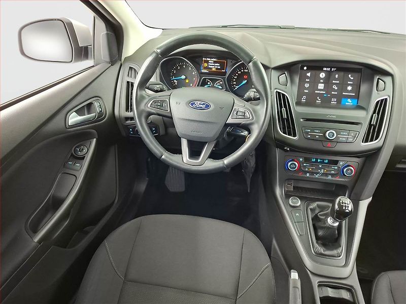 Ford Focus (2017) 1.0 EcoBoost, Navi - fotka 7 z 14