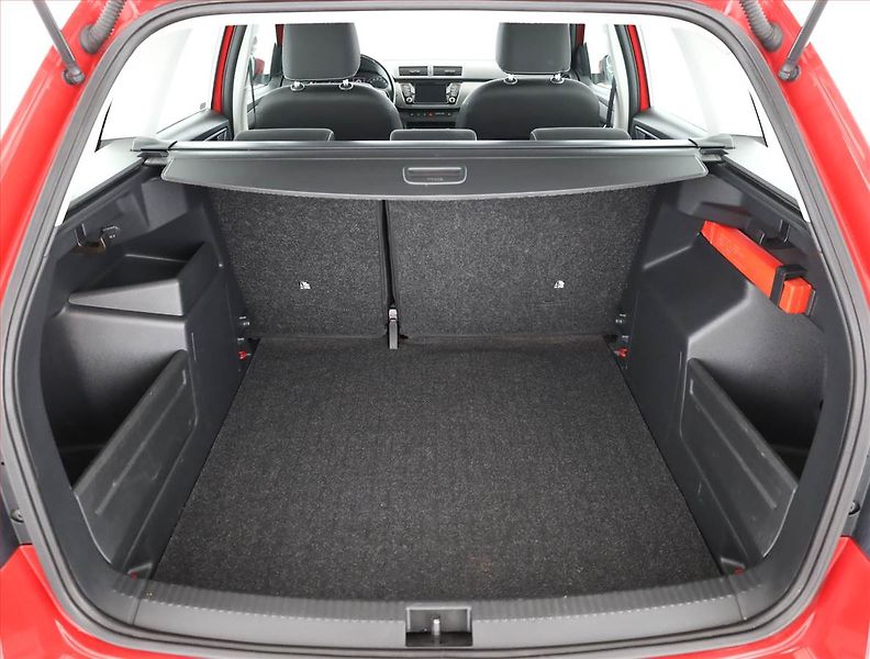 Škoda Fabia (2018) Style Plus 1.0 TSI, Navi - fotka 19 z 20