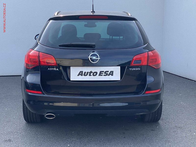 Opel Astra (2012) 1.4 T, Edition, AC, TZ - fotka 5 z 18
