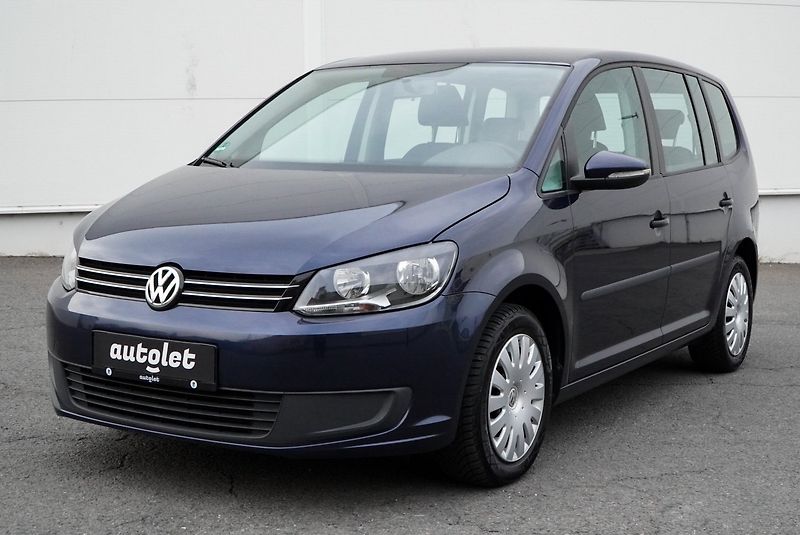 Volkswagen Touran (2014) - fotka 4 z 28