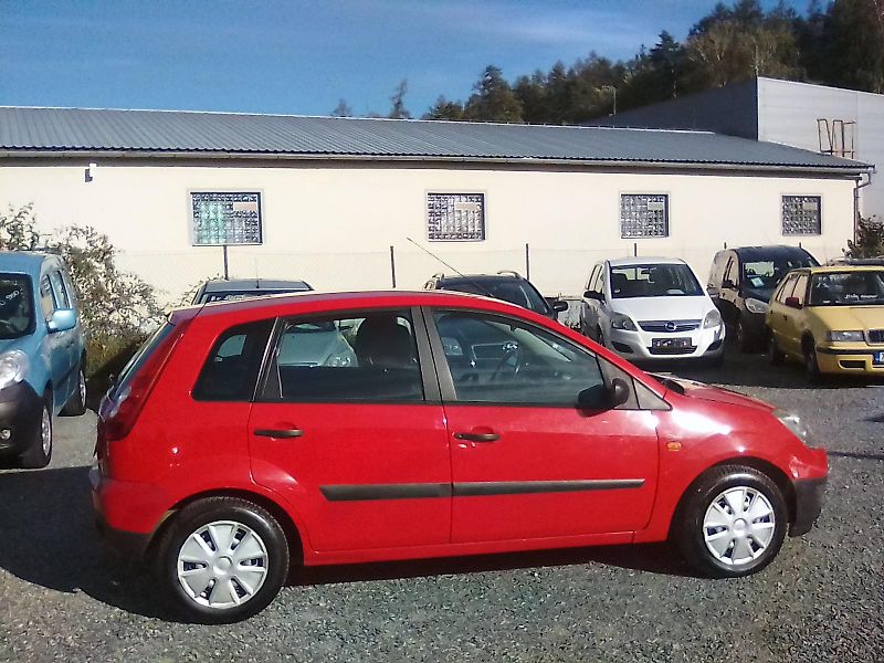 Ford Fiesta (2006) 1.3i , jede super - fotka 3 z 28