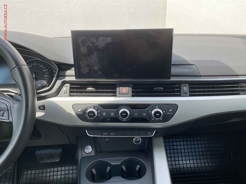Audi A4 (2022) 2.0 TDi, AT, LED, +ALU - fotka 12 z 19