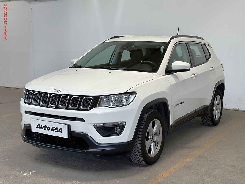 Jeep Compass (2018) 1.4T, ČR, Longitude - fotka 3 z 14