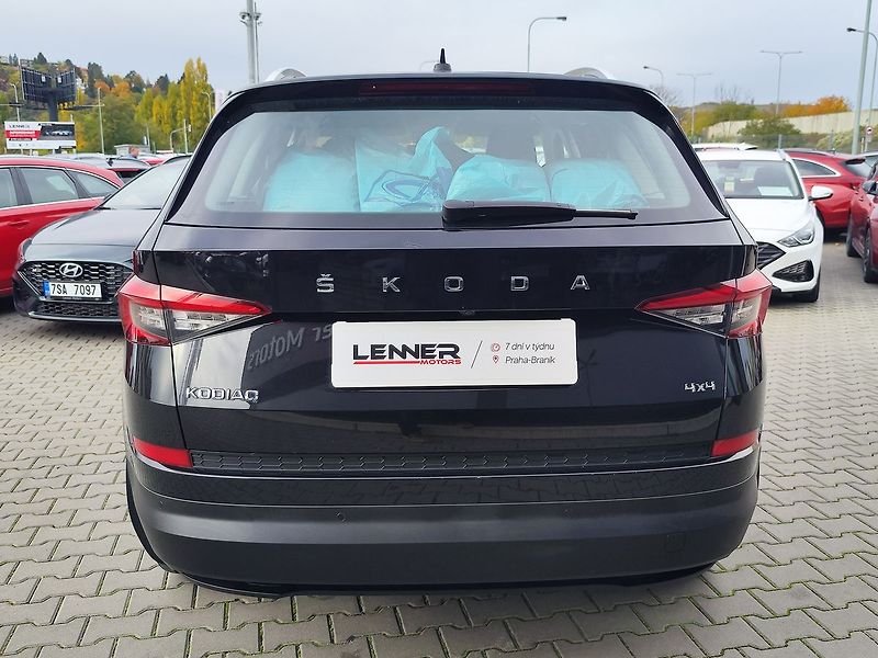 Škoda Kodiaq 2.0 TDI/140kW Style DSG 4x4 - fotka 6 z 36