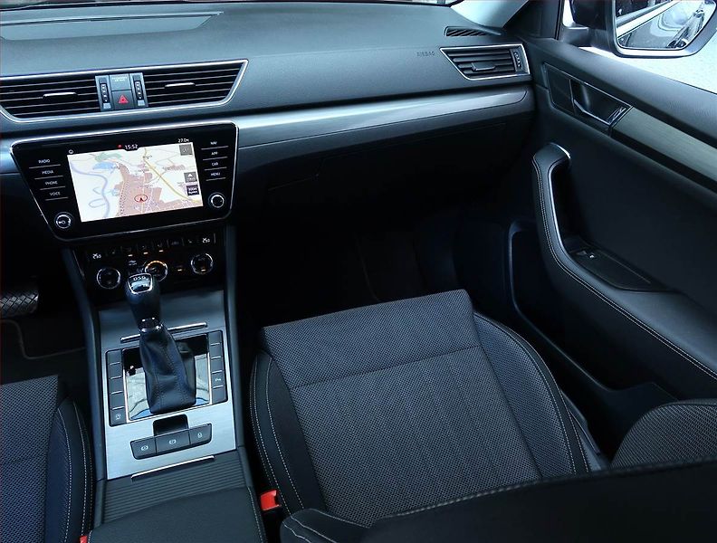 Škoda Superb (2020) 2.0 TDI - fotka 8 z 21