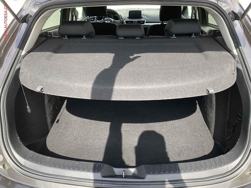 Mazda 3 (2015) 2.0 i, Sport, bixen, navi, - fotka 7 z 21