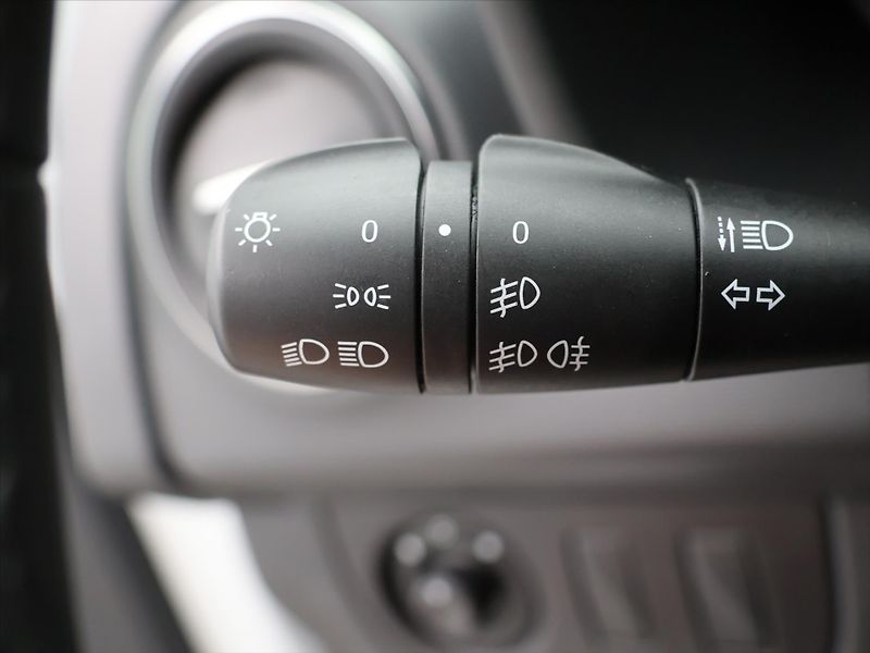 Dacia Sandero 1,0 TCe LPG Stepway Open CZ - fotka 17 z 33