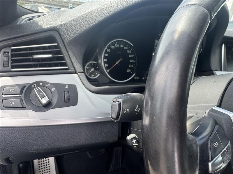 BMW Řada 5 530d 190kw Xdrive,DPH - fotka 12 z 20