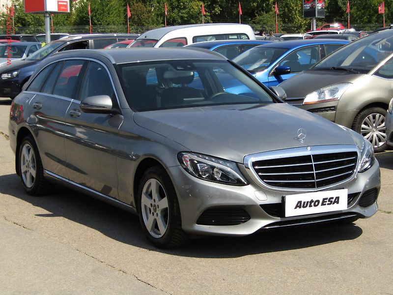 Mercedes-Benz Třídy C (2016) 1.6 CDi C 180d, 1.maj, AT - fotka 1 z 20