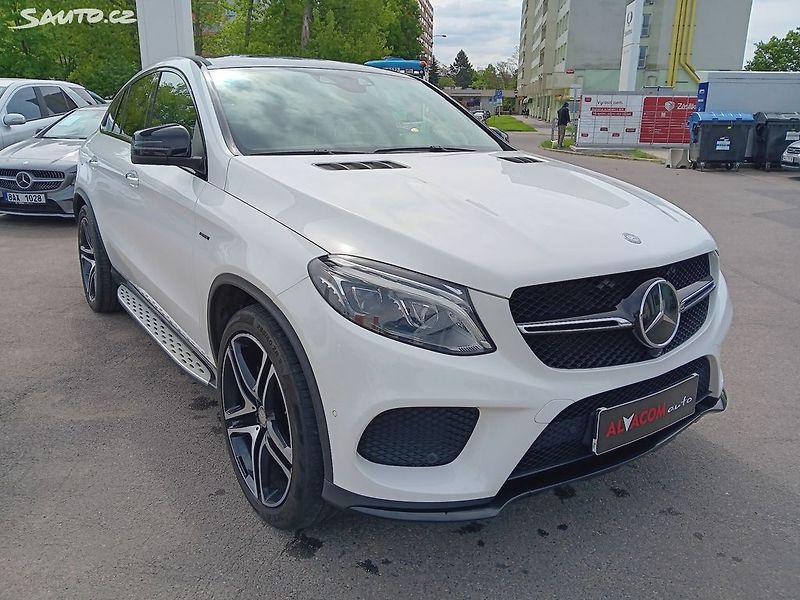 Mercedes-Benz GLE COUPE 450 AMG 3.0 270kW - fotka 4 z 36