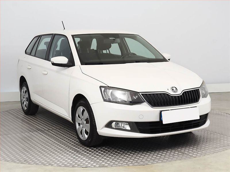 Škoda Fabia (2015) 1.4 TDI, nová STK, slušný stav - fotografie inzerátu
