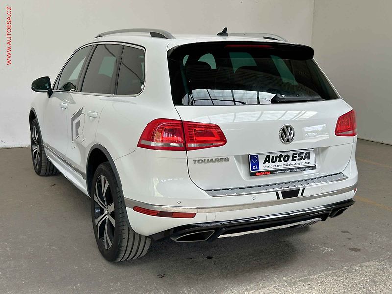 Volkswagen Touareg (2017) 3.0TDi 4x4, 2.maj,ČR, DSG - fotka 6 z 18