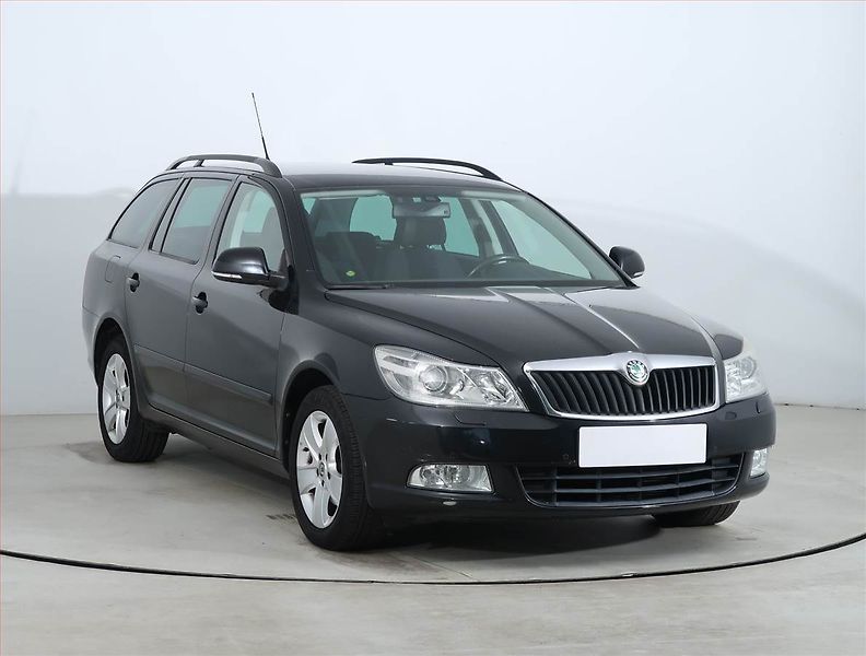 Škoda Octavia (2010) 1.6 TDI, Serv.kniha - fotografie inzerátu