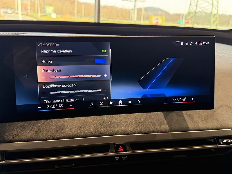 BMW Ostatní xDrive60, Masáž, Ventilace - fotka 27 z 41