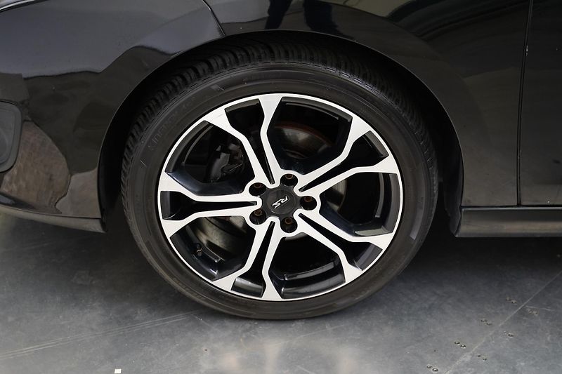 Renault Mégane - fotka 9 z 25