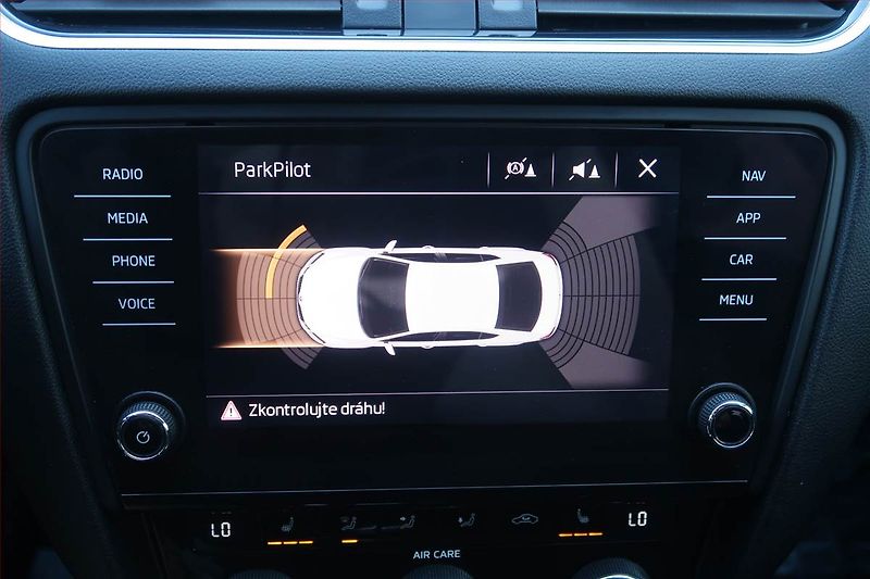 Škoda Octavia (2017) 1.5 TSI, Serv.kniha, Navi - fotka 20 z 22