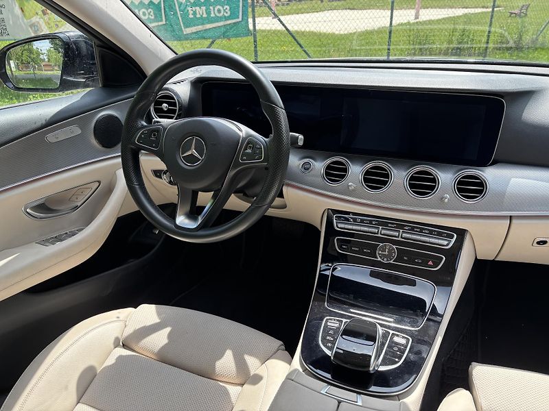 Mercedes-Benz Třídy E E200 135kw 1 maj ČR 52 000 km - fotka 21 z 28
