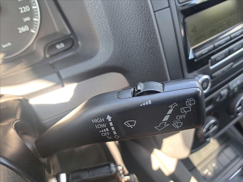 Volkswagen Golf 2,0   TDi 1MAJ*Tažné*Rozvody - fotka 16 z 34