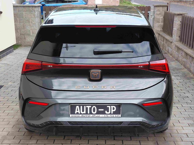 Cupra Born 170kW XL-BAT-77kWh  SOH-96,4%  - fotka 4 z 8