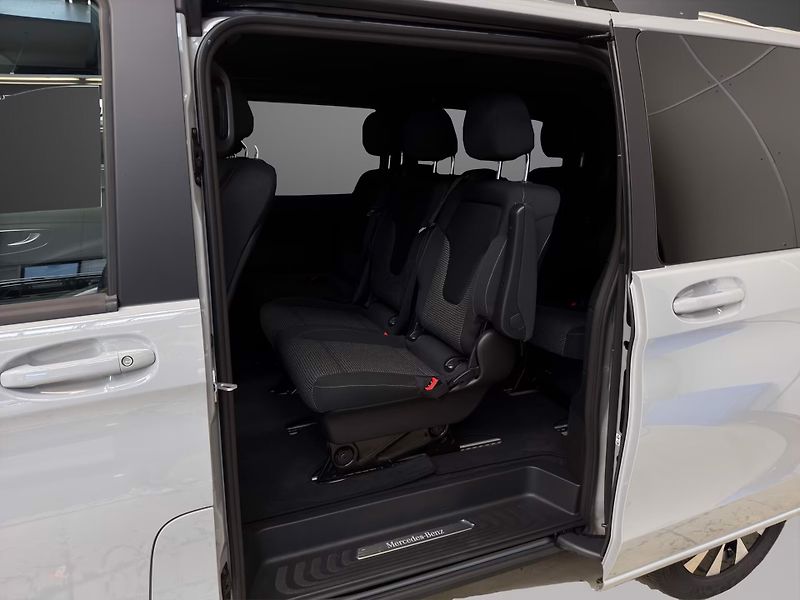 Mercedes-Benz Třídy V 300d 4M Taž NezTop El.dveře - fotka 17 z 19
