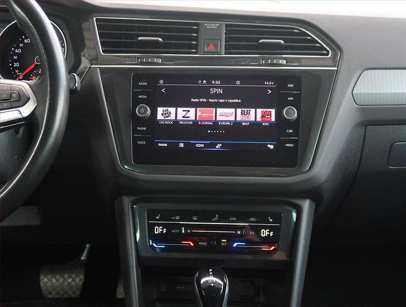 Volkswagen Tiguan (2022) Life 2.0 TDI - fotka 12 z 23