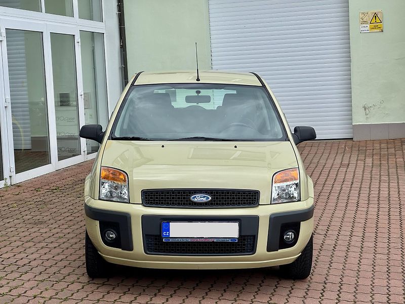 Ford Fusion (2009) 1.4i 59kW - fotka 3 z 22