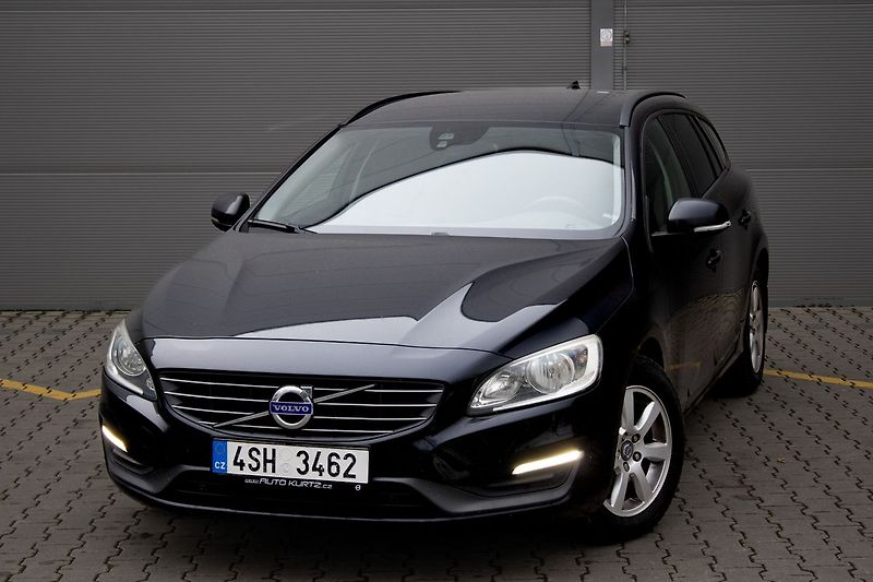 Volvo V60 - fotografie inzerátu