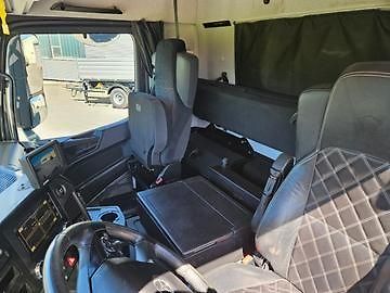 Mercedes-Benz (2018) Arocs 3251K 8x4 Bordmatik  - fotka 11 z 12
