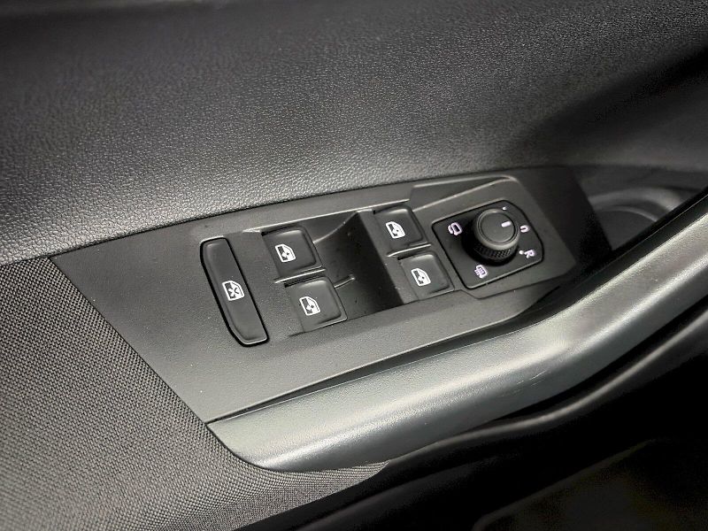 Volkswagen Taigo (2023) Life 1.0 TSI 81kW DSG - fotka 24 z 26