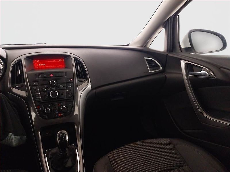 Opel Astra (2013) 1.4 T, ČR,1.maj, Tempomat - fotka 7 z 18