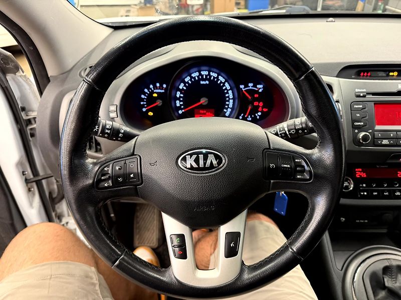Kia Sportage 1.7 CRDi 85 kW - fotka 9 z 19