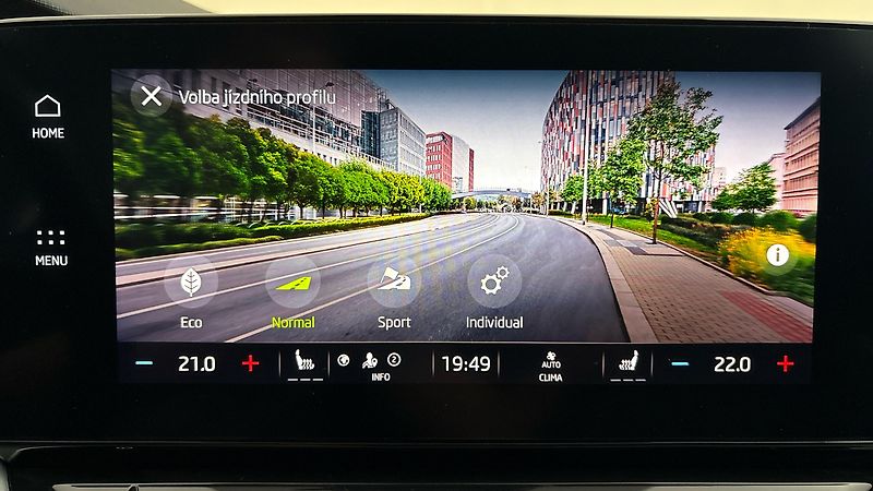 Škoda Octavia 1.5 TSI Style Combi - fotka 27 z 27