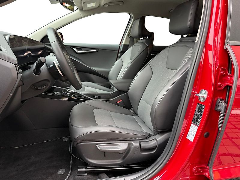 Kia Niro 64 kWh Style - fotka 6 z 12