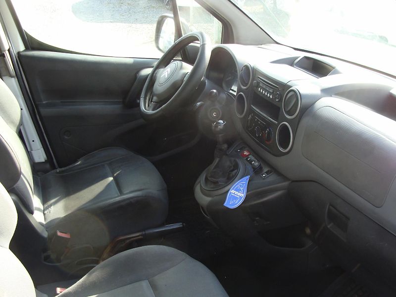 Citroën Berlingo 1.6i, 75 kW,klima,nové rozvody - fotka 13 z 24