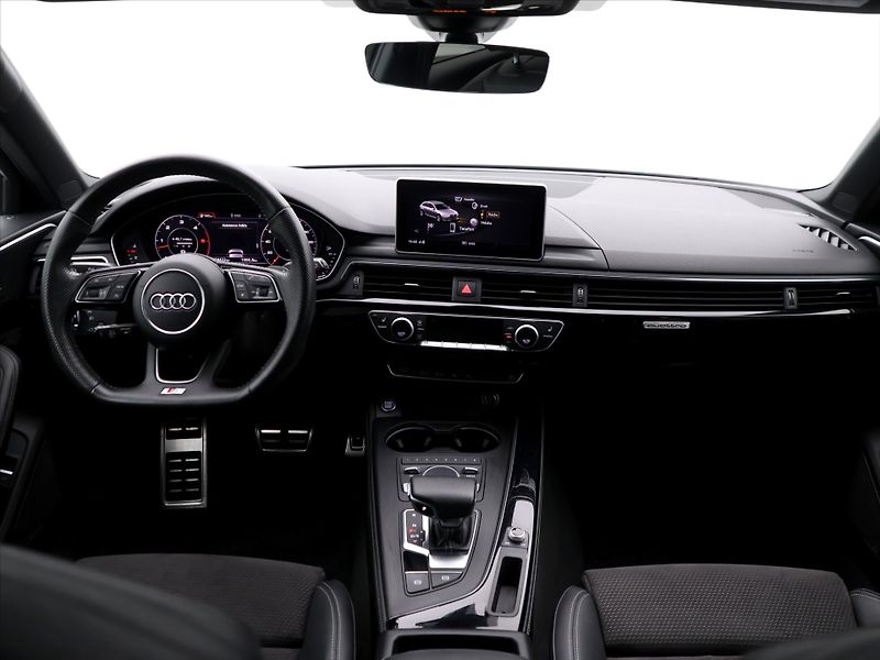 Audi A4 3,0 TDI 200kW quattro Navi - fotka 28 z 36