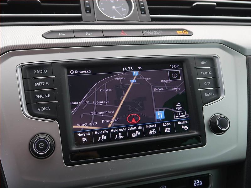 Volkswagen Passat (2015) Comfortline 1.6 TDI, Navi - fotka 13 z 16