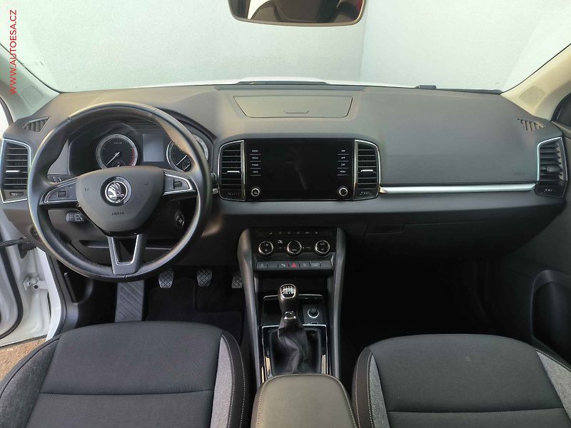 Škoda Karoq (2020) 1.5 TSi, Drive, LED, kamera - fotka 8 z 23