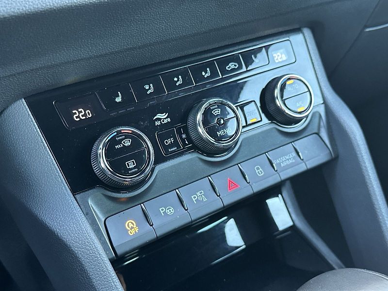 Škoda Karoq (2026) 1.5 TSI DSG Sportline - fotka 15 z 37