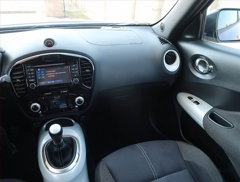 Nissan Juke (2015) 1.2 DIG-T, Serv.kniha, Navi - fotka 8 z 20