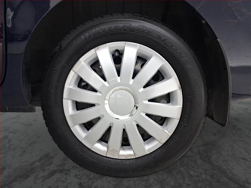 Dacia Dokker (2014) Arctica 1.2 TCe, 5Míst, ČR - fotka 14 z 16