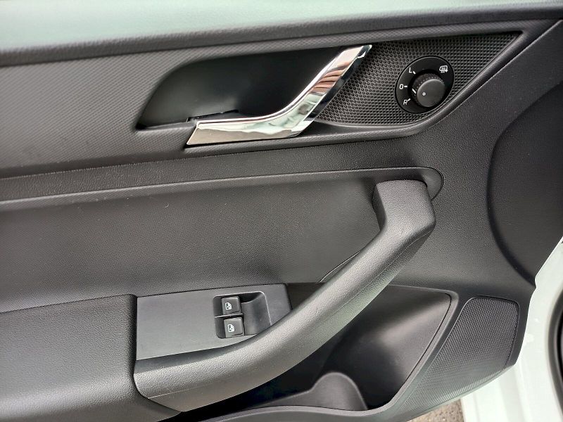 Škoda Rapid (2015) 1.2TSI 81KW AMBITION - fotka 21 z 30